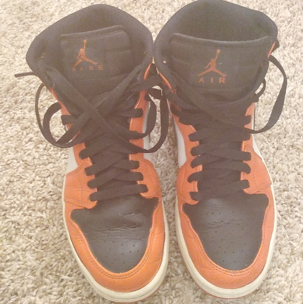Nike Air Jordan Max Orange Rare Air